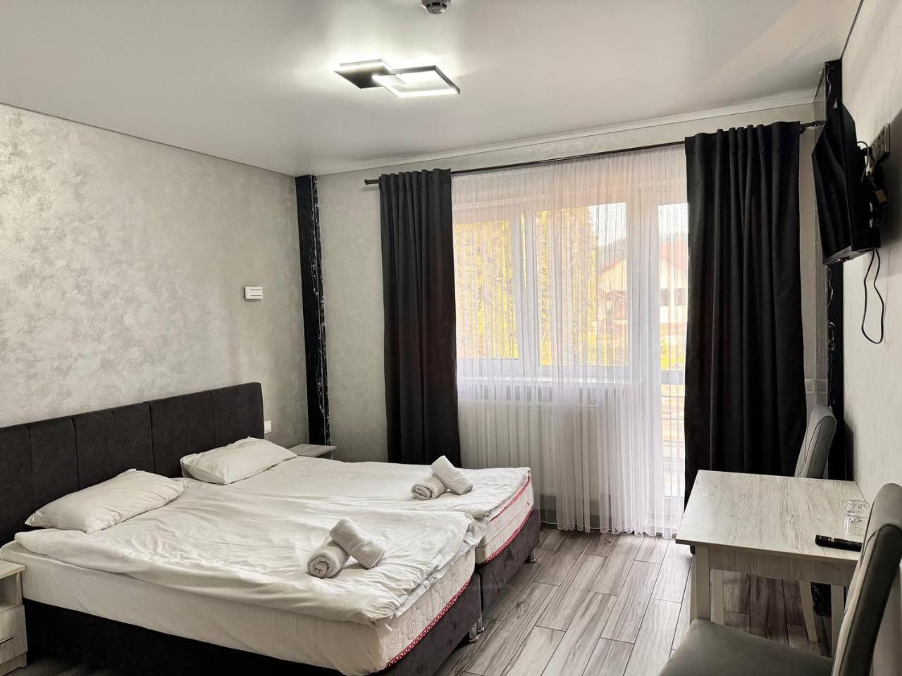 Hotel Naciku Spa บูโคเวล ภายนอก รูปภาพ