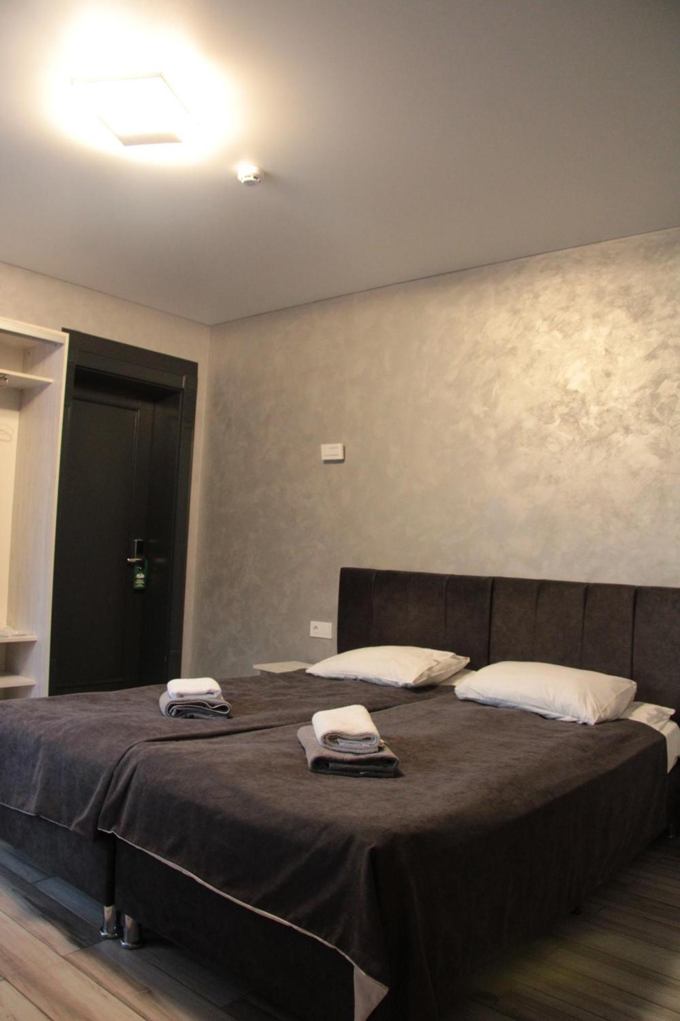 Hotel Naciku Spa บูโคเวล ภายนอก รูปภาพ