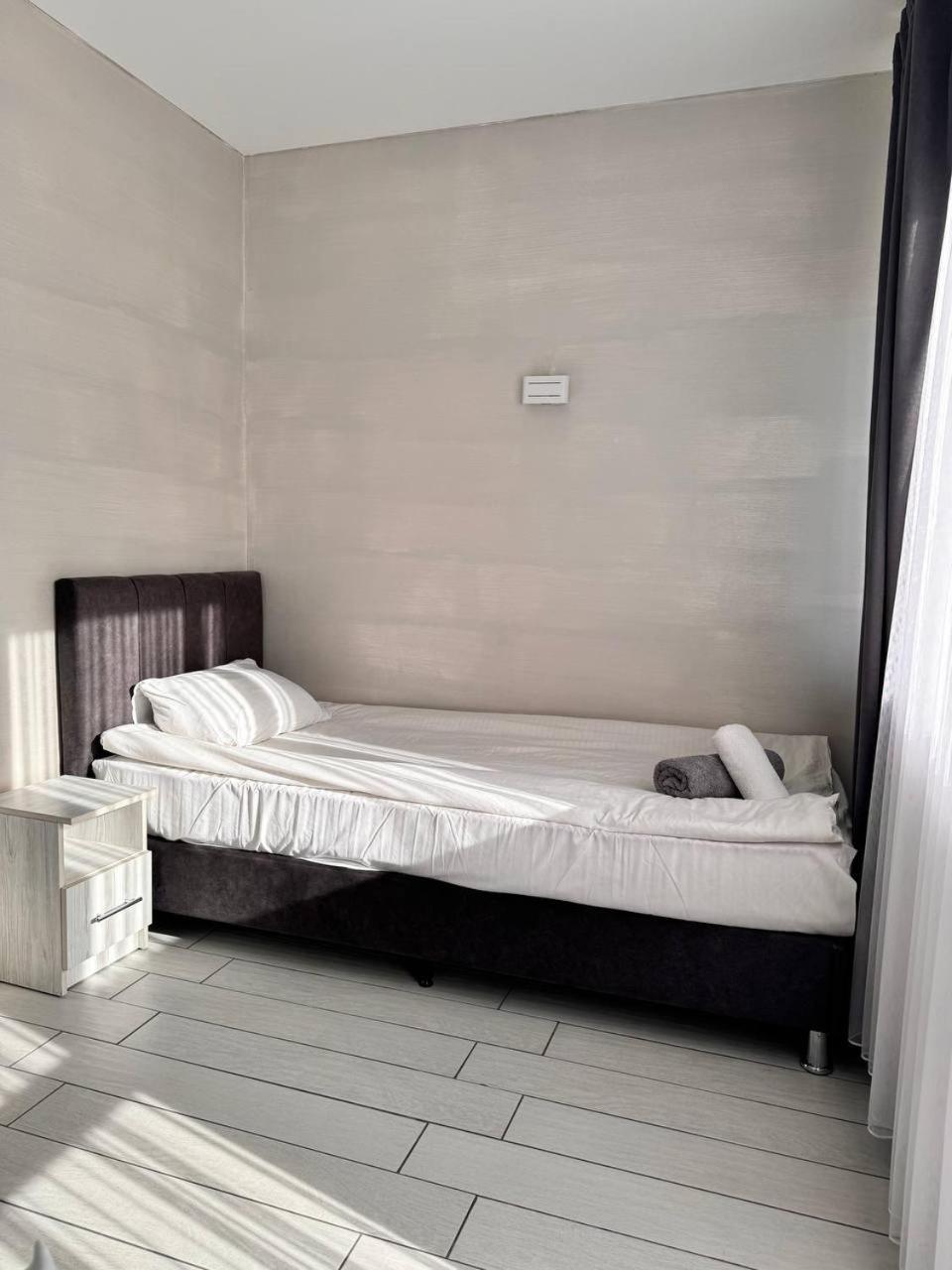 Hotel Naciku Spa บูโคเวล ภายนอก รูปภาพ