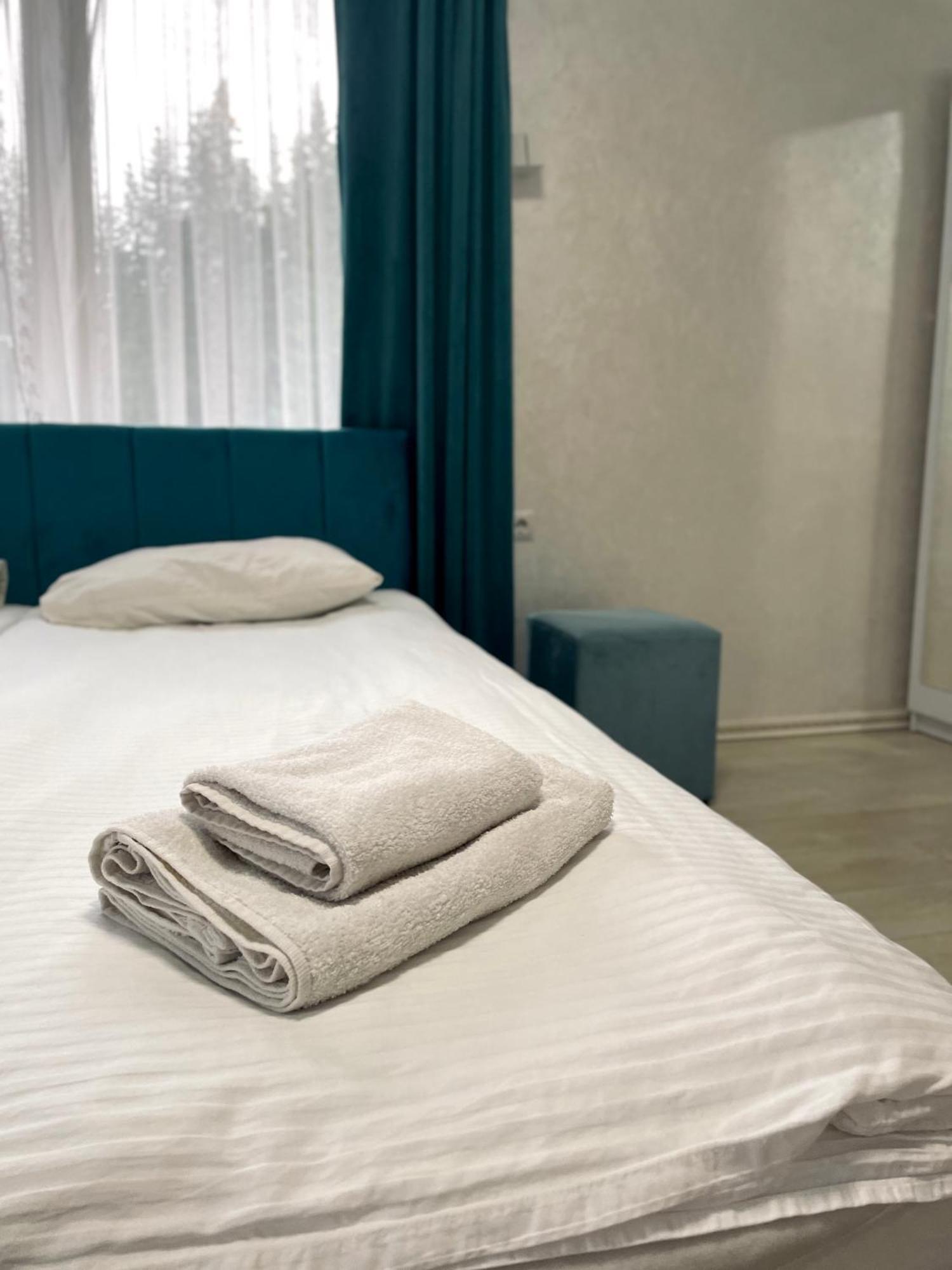 Hotel Naciku Spa บูโคเวล ภายนอก รูปภาพ